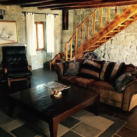 Stone House Ana Bartolici