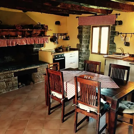 Stone House Ana Bartolici
