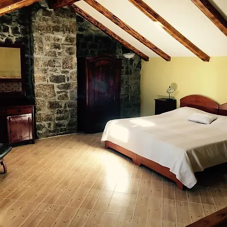 Villa Stone House Ana