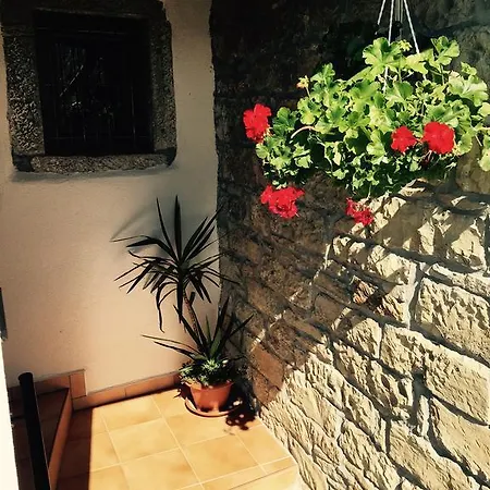 Villa Stone House Ana Bartolici